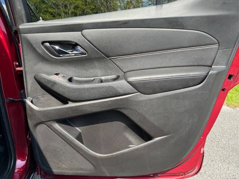 Used 2019 Chevrolet Traverse Premier w/ LPO, Floor Liner Package AWD/4WD image 40