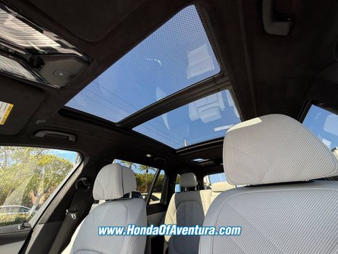 Used 2024 BMW X7 xDrive40i w/ Executive Package AWD/4WD image 26