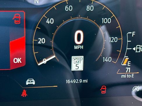 Used 2025 Ford Mustang Premium image 27