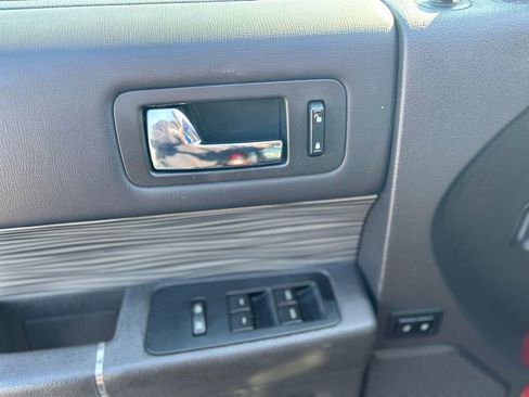 Used 2018 Ford Flex SEL w/ Equipment Group 202A image 22