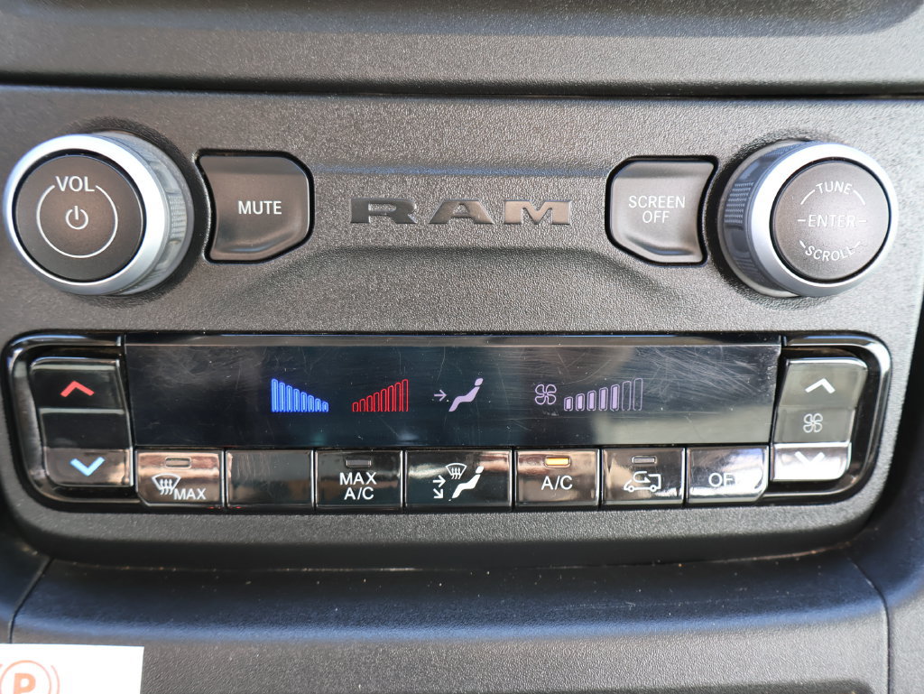 Used 2023 RAM ProMaster 2500 FWD image 21