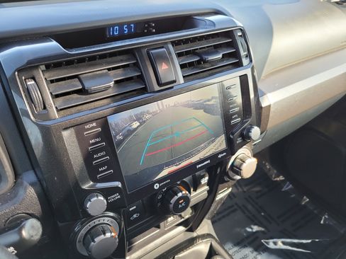 Certified 2020 Toyota 4Runner TRD Off-Road Premium w/ Moonroof Package image 34