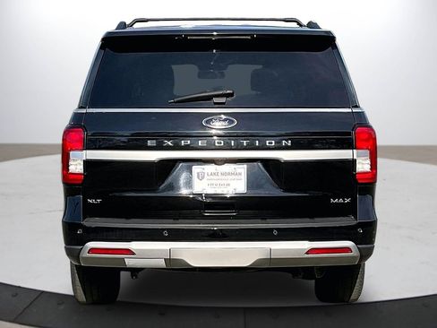 Used 2024 Ford Expedition Max XLT image 8