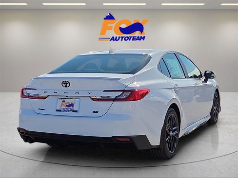 New 2026 Toyota Camry SE image 4