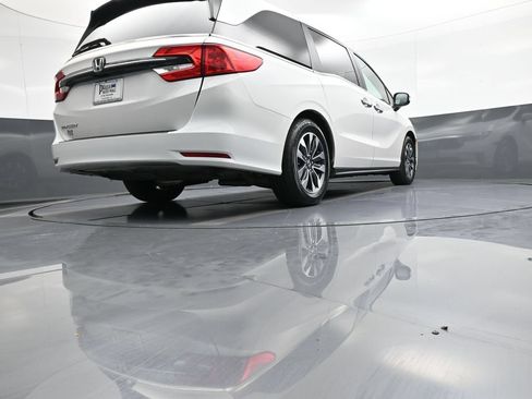 Certified 2024 Honda Odyssey EX-L image 33