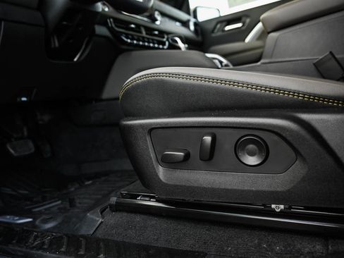 New 2026 Chevrolet Colorado ZR2 w/ Technology Package image 16