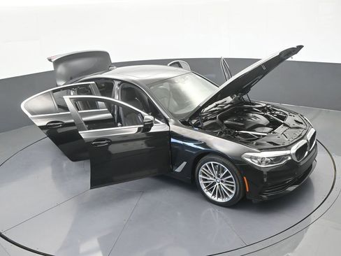Used 2019 BMW 530i w/ Premium Package RWD image 82