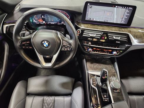Used 2023 BMW 530i w/ Premium Package image 47