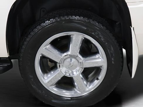 Used 2013 Chevrolet Tahoe LTZ AWD/4WD image 6