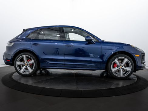 New 2025 Porsche Macan S image 8