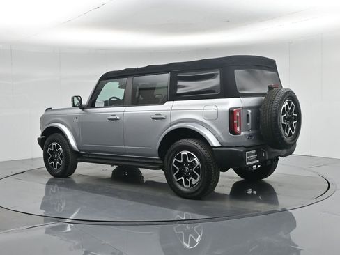 Certified 2021 Ford Bronco Outer Banks image 7