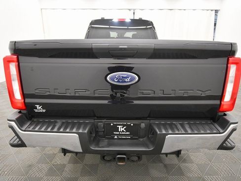 Used 2023 Ford F250 XLT image 6