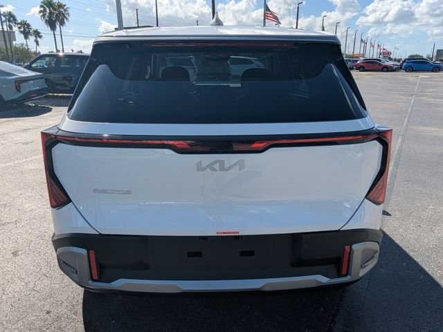 New 2027 Kia Seltos S FWD image 5