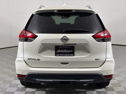 Used 2019 Nissan Rogue SV image 6