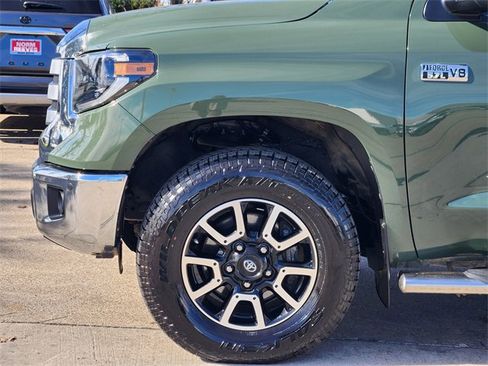 Used 2021 Toyota Tundra Limited w/ Limited Premium Package image 5
