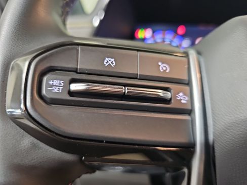 Used 2024 Chevrolet Colorado ZR2 w/ ZR2 Bison Edition AWD/4WD image 19