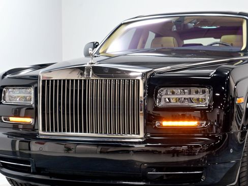 Used 2013 Rolls-Royce Phantom Sedan RWD image 92