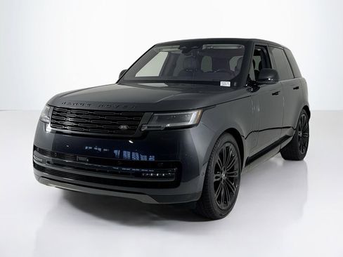 Used 2023 Land Rover Range Rover SE image 1