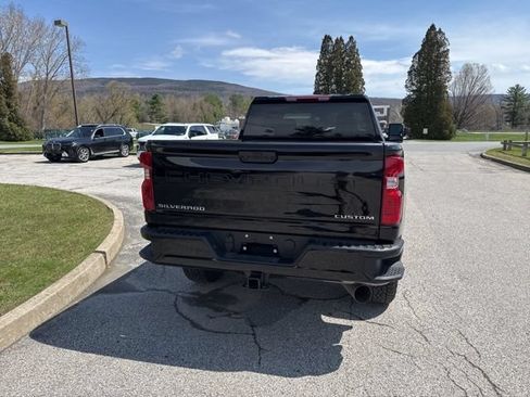New 2026 Chevrolet Silverado 2500 Custom w/ Custom Value Package AWD/4WD image 18