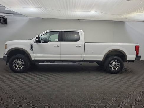 Used 2019 Ford F350 Lariat w/ Lariat Ultimate Package image 2