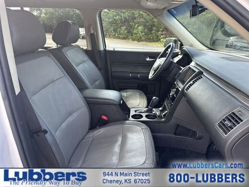 Used 2018 Ford Flex Limited w/ Equipment Group 301A FWD image 23