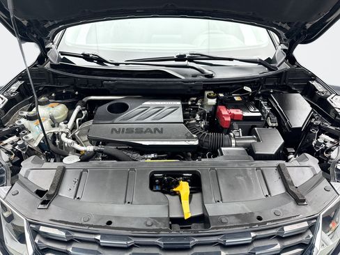 Used 2023 Nissan Rogue SV AWD/4WD image 25