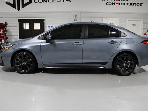 Used 2024 Toyota Corolla SE FWD image 6