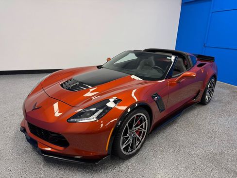 Used 2016 Chevrolet Corvette Z06 w/ 2LZ Preferred Equipment Group RWD image 1