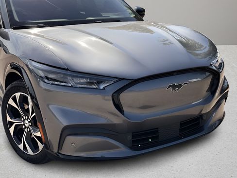 Used 2023 Ford Mustang Mach-E Premium RWD image 26