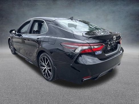 Used 2023 Toyota Camry SE AWD/4WD image 9