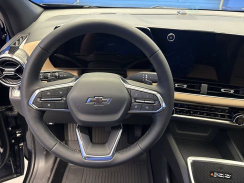 New 2026 Chevrolet Equinox ACTIV AWD/4WD image 14