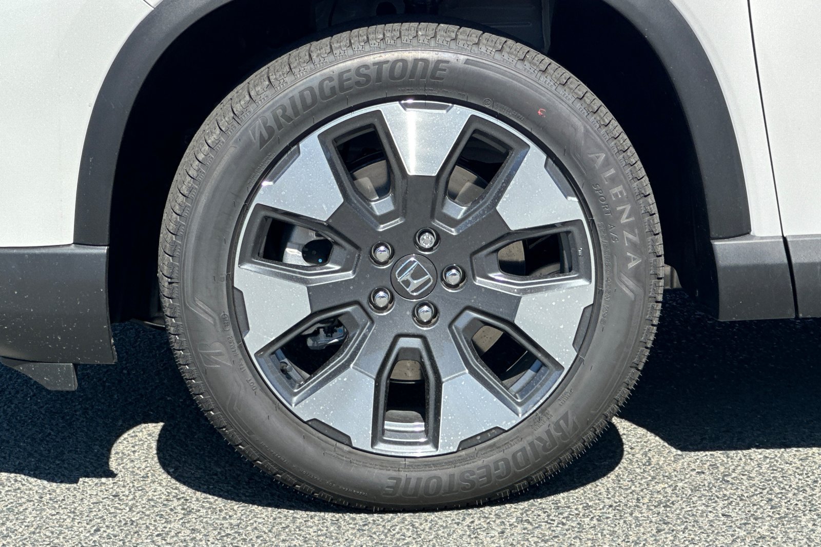 New 2026 Honda Pilot Touring image 30