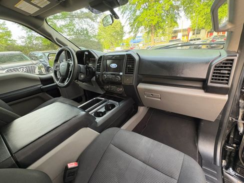 Used 2019 Ford F150 XL w/ Equipment Group 101A Mid AWD/4WD image 10