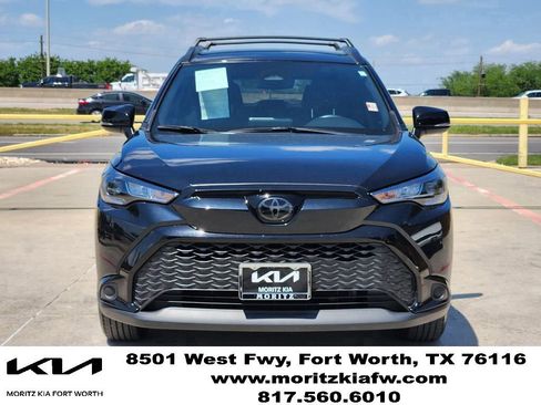 Used 2024 Toyota Corolla Cross AWD Hybrid image 2
