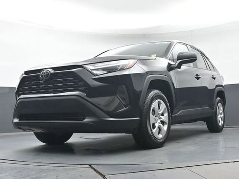 Certified 2024 Toyota RAV4 LE image 29