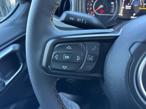 New 2024 Jeep Gladiator Sport image 26