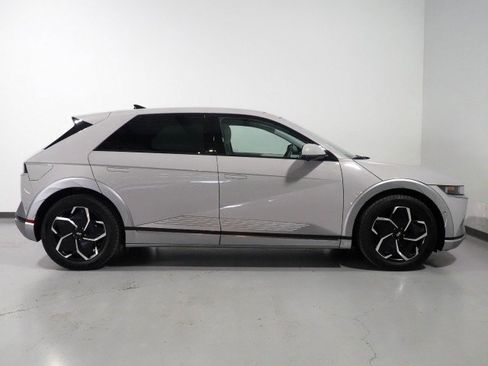 Used 2023 Hyundai Ioniq 5 Limited w/ Cargo Package RWD image 5