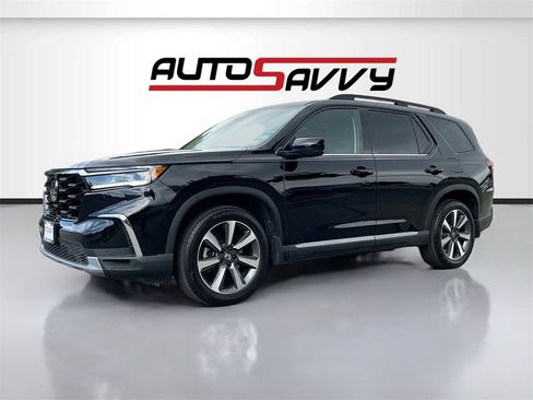 Used 2024 Honda Pilot Elite image 3