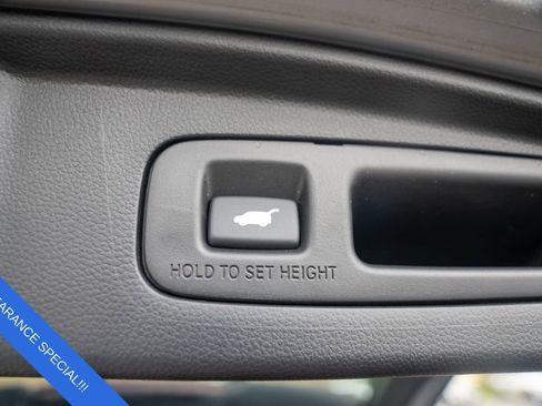 Used 2023 Honda CR-V EX-L image 12