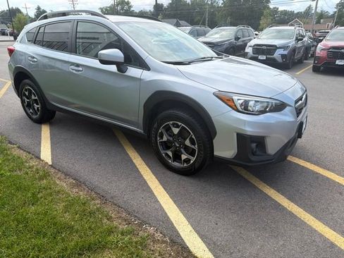 Used 2019 Subaru Crosstrek 2.0i Premium AWD/4WD image 3