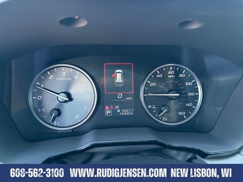 Used 2024 Subaru Outback Premium w/ Popular Package #1A AWD/4WD image 15