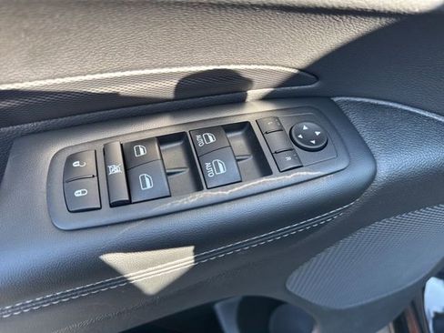 Used 2022 Dodge Durango GT w/ Blacktop Package image 9