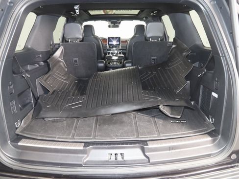 Used 2021 Lincoln Navigator Reserve w/ Luxury Package AWD/4WD image 57
