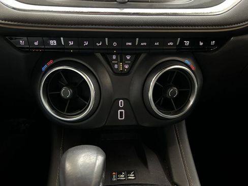 Used 2019 Chevrolet Blazer Premier w/ Sun and Wheels Package image 11