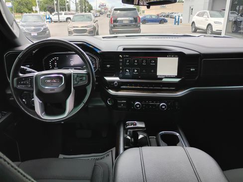 Used 2023 GMC Sierra 1500 Elevation w/ Preferred Package AWD/4WD image 13