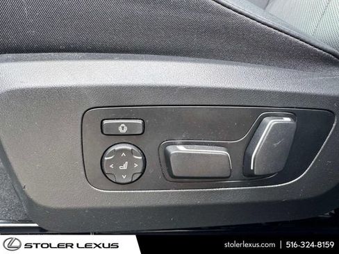 Used 2025 BMW X3 xDrive30i AWD/4WD image 24