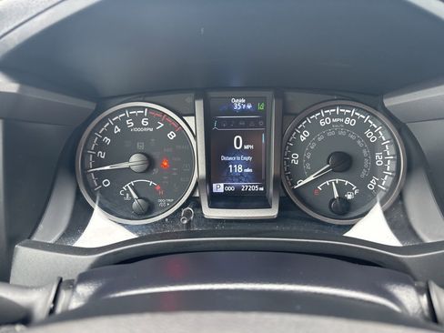 Used 2022 Toyota Tacoma TRD Pro image 21