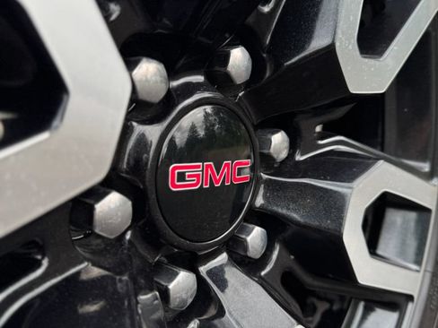 Used 2022 GMC Sierra 1500 AT4 w/ AT4 Premium Package AWD/4WD image 57