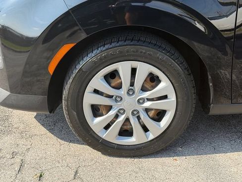 Used 2022 Kia Soul LX FWD image 11