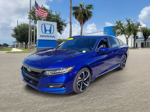 Used 2019 Honda Accord Sport image 4
